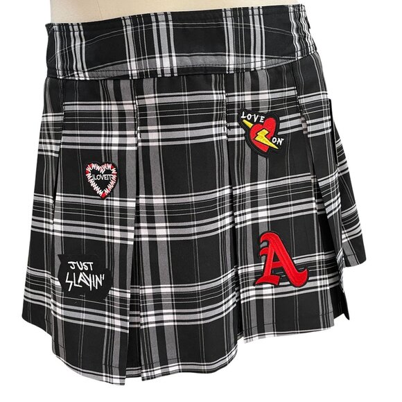 Red Crop Tee & Plaid Pleated Skirt Set XL – Preppy Y2K Grunge Style with Patches - Picture 14 of 16